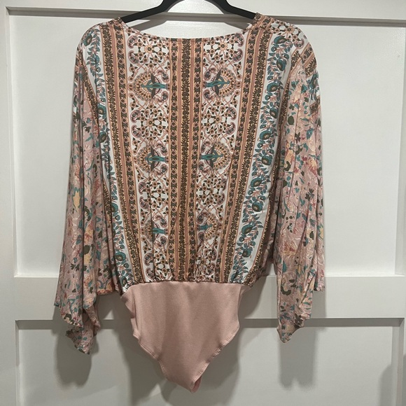 Entró bodysuit top - Picture 3 of 7